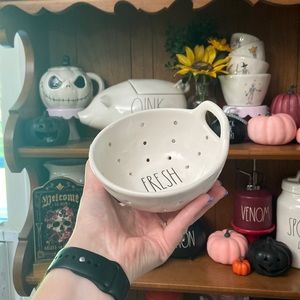 Rae Dunn fresh strainer